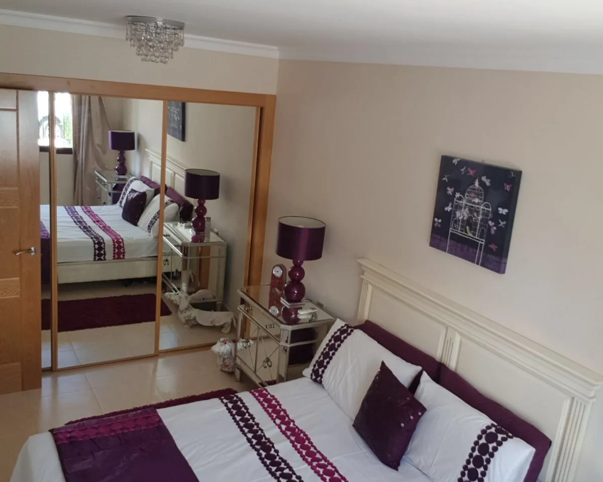 c6b09eb8-3eaf-44be-8e39-1f96290fb00c