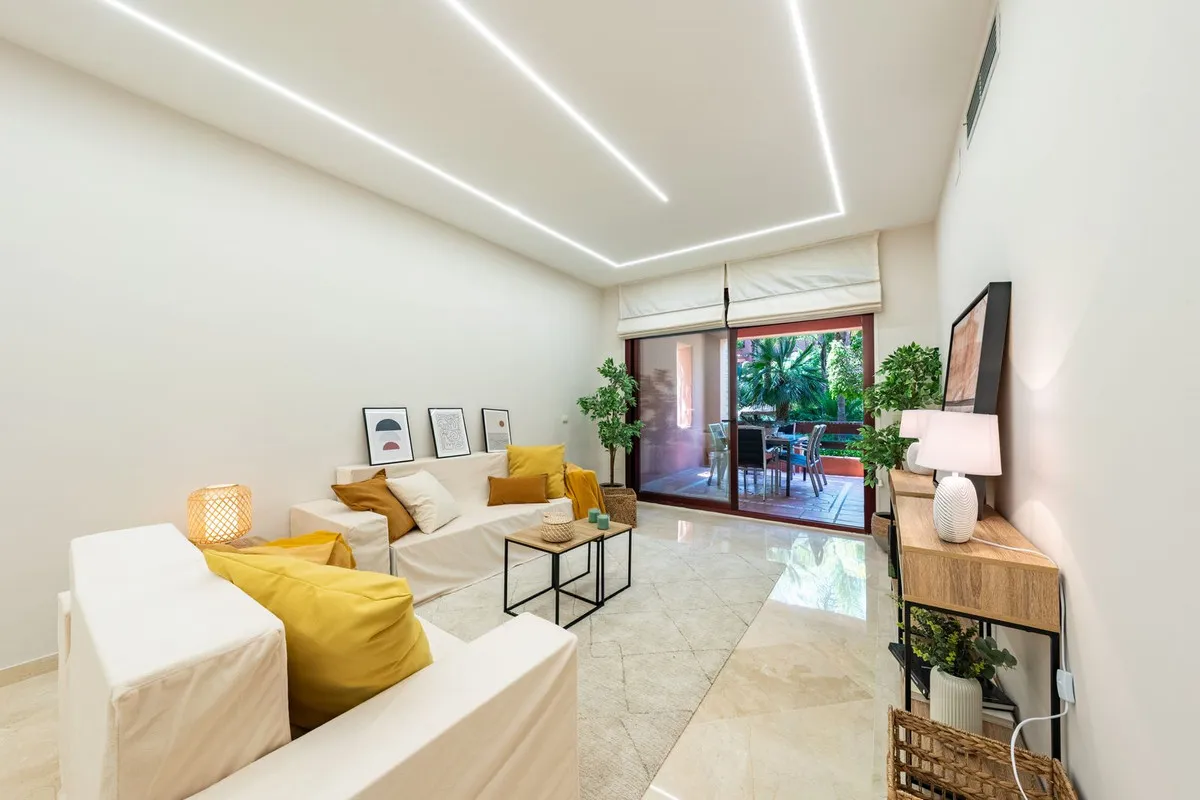 533fc126-3a2f-439b-ae68-16e642a1e4e1