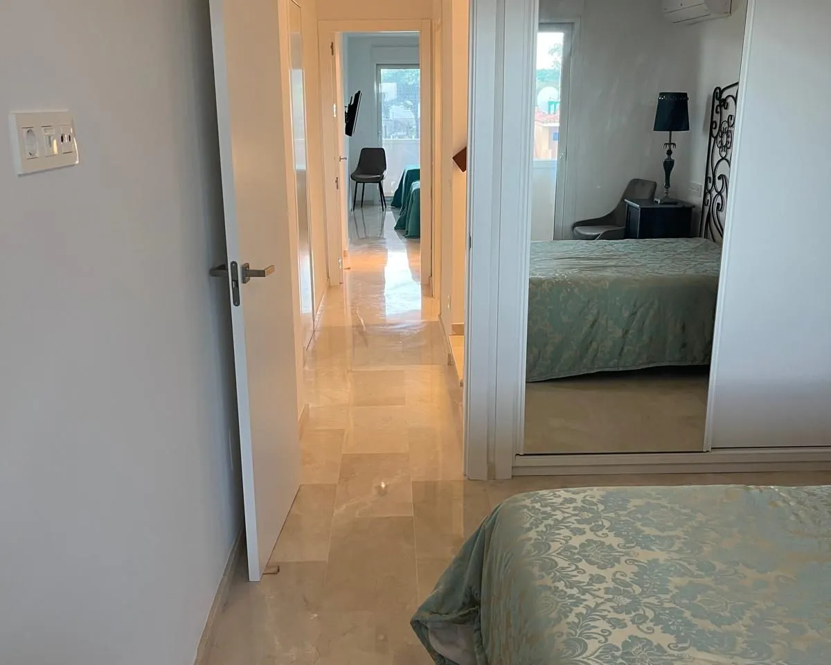 23c5aec5-51bd-4126-b9e0-8215ea546cbd