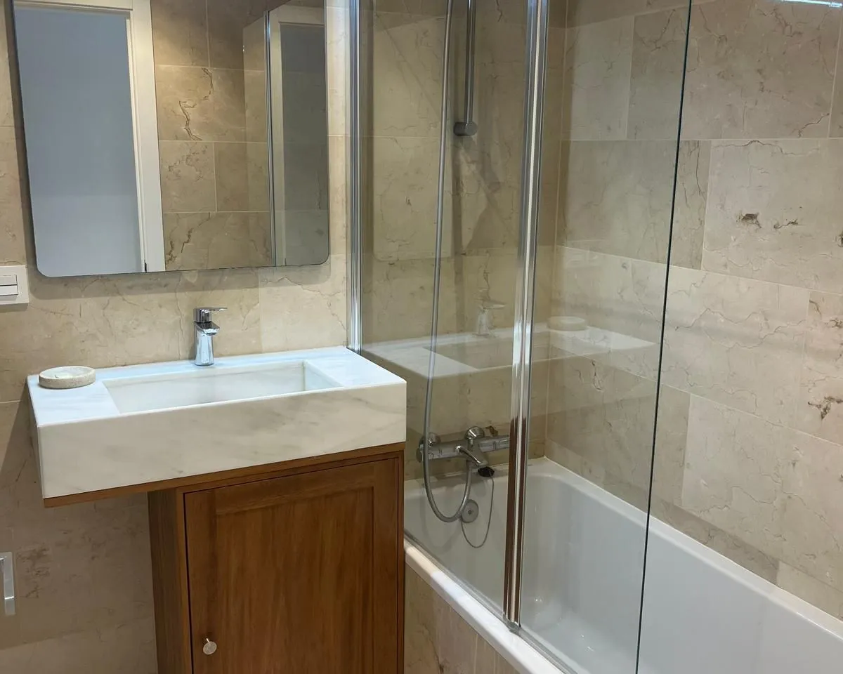 916ebe5a-8f6d-43f2-bab9-70c8a7cf1b4c