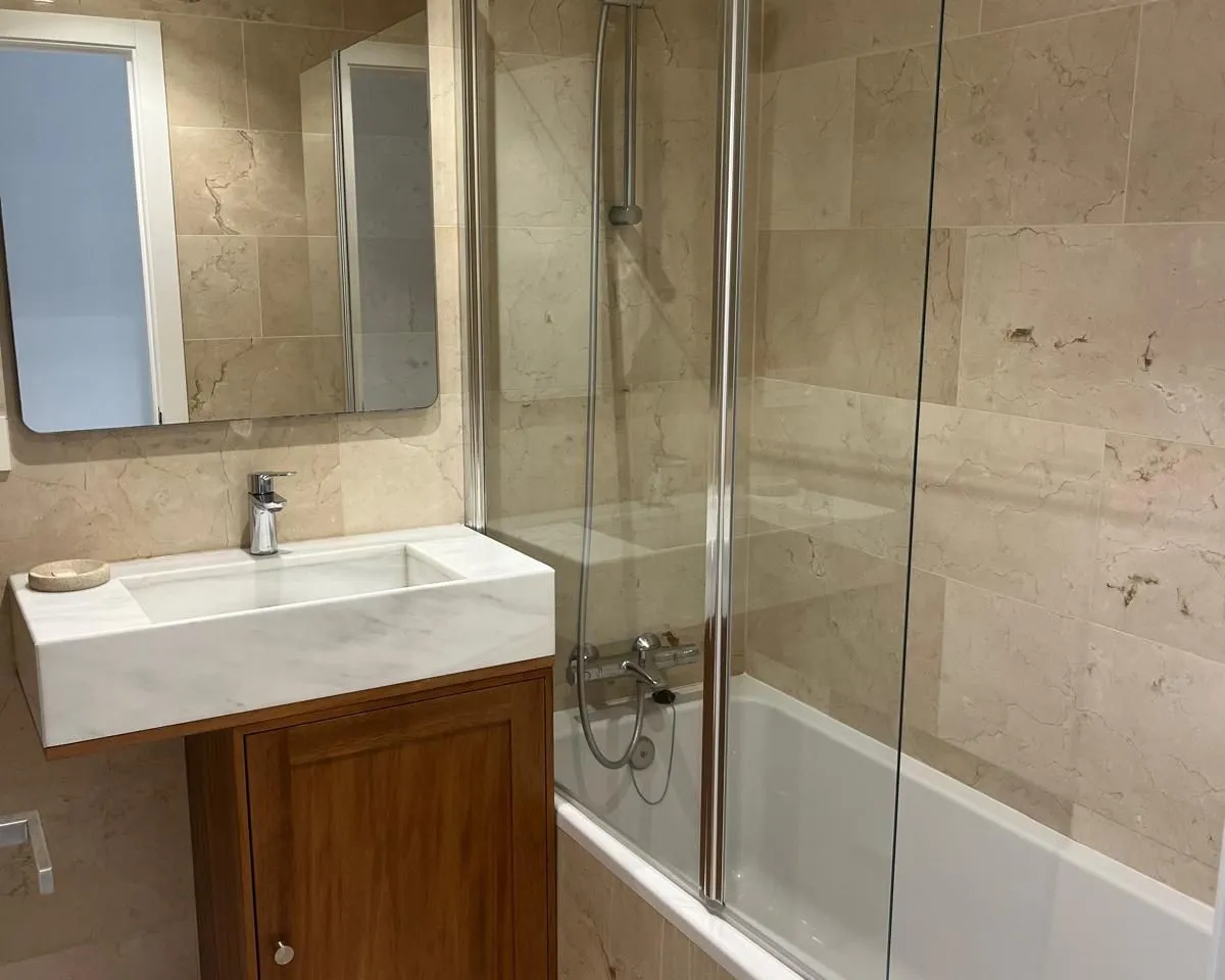 a1cb6d40-3615-4621-8d6c-96dcb1e680aa