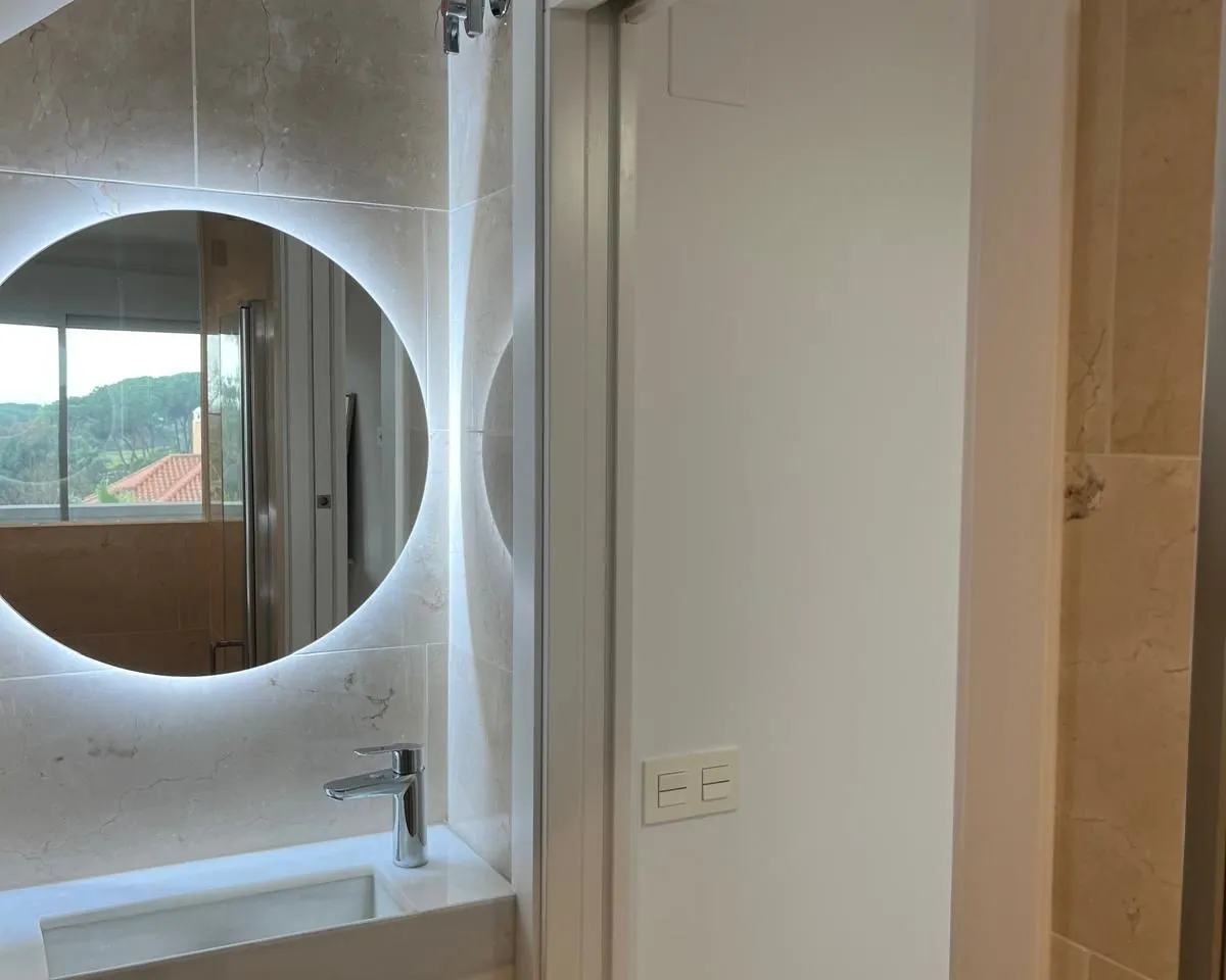 c30ad871-5dae-42f4-8ae3-381db3e075e4