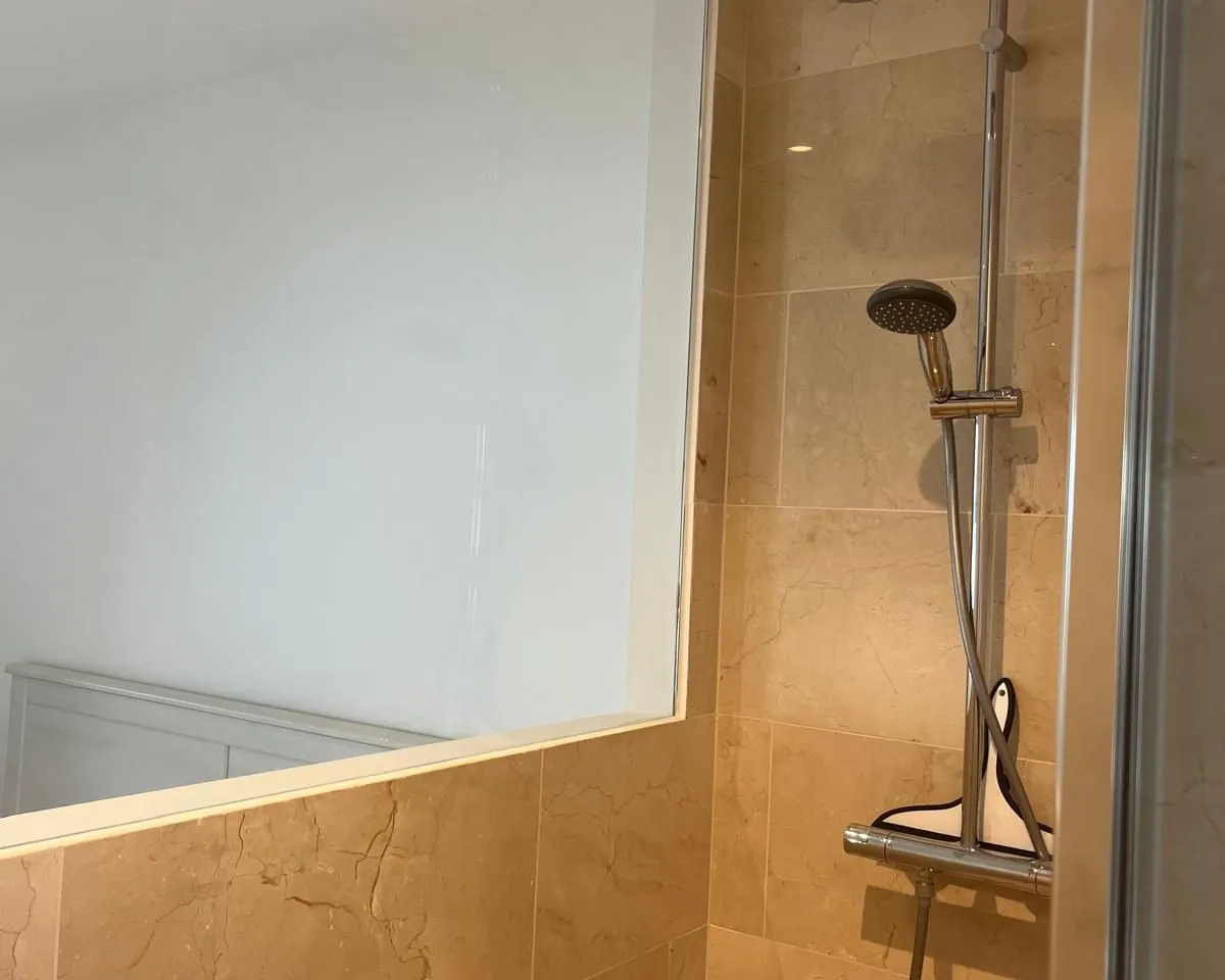 f8a0dccb-3024-45b1-95e1-44ba097848bb