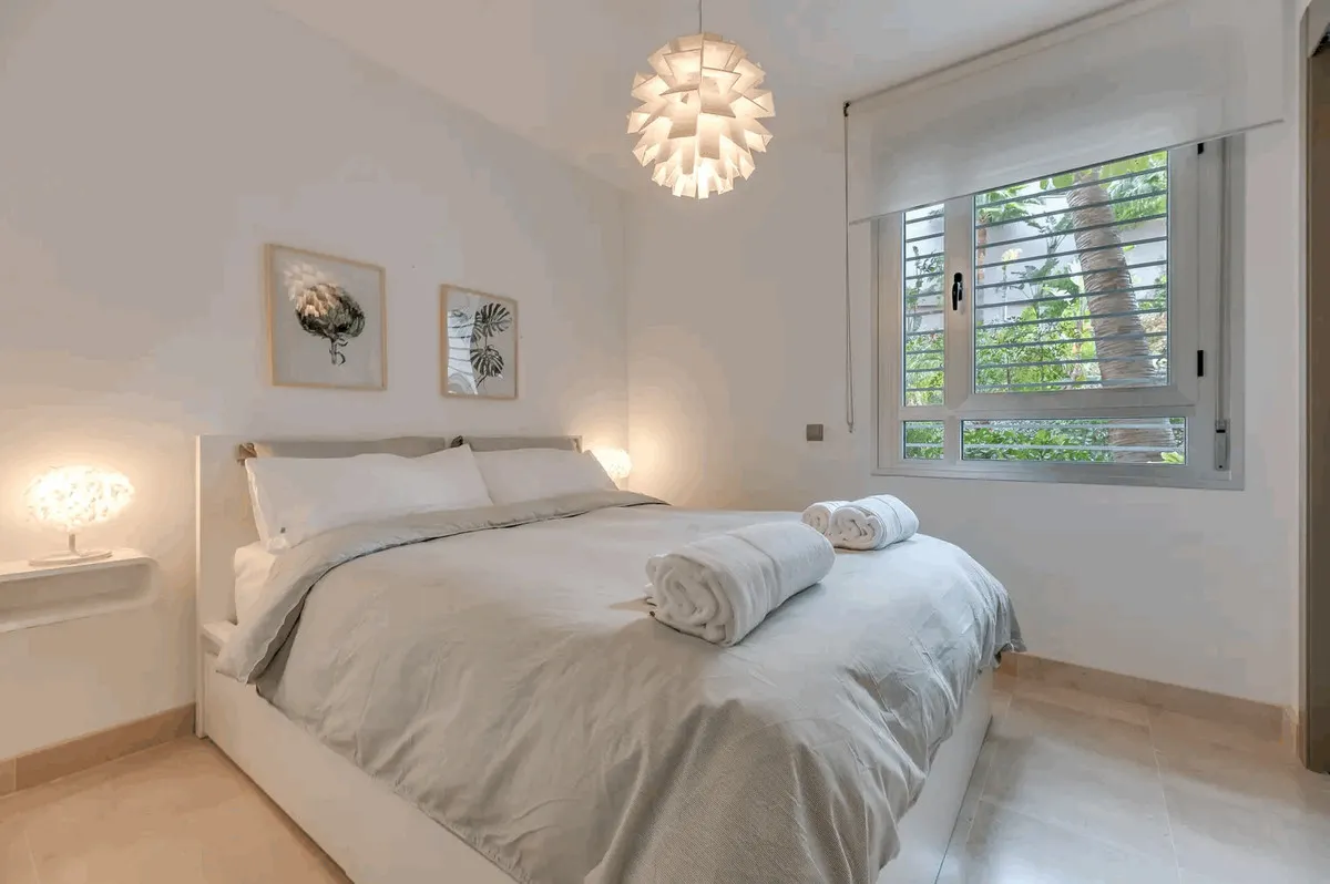 0ed54aca-197f-49a2-9c5a-0b41520d6355