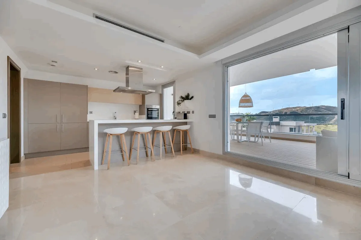 50648406-8b9c-4ec2-8af0-f58a125ed5c0