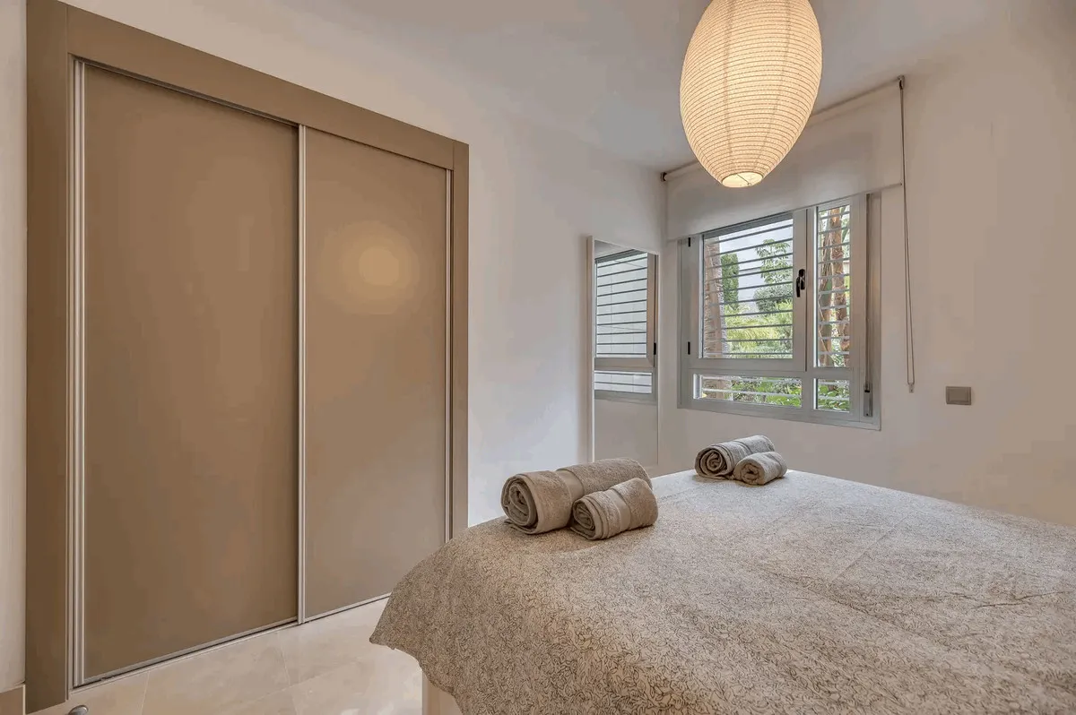 79b9c440-d2ec-459b-b2aa-80f3605ae5d7