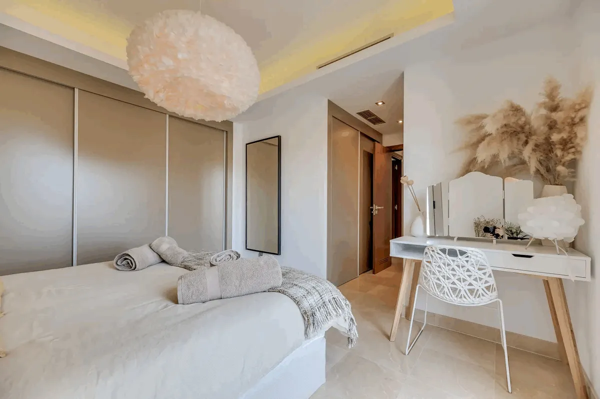 a954fa72-79ce-45ba-ac81-6114f6640bbc