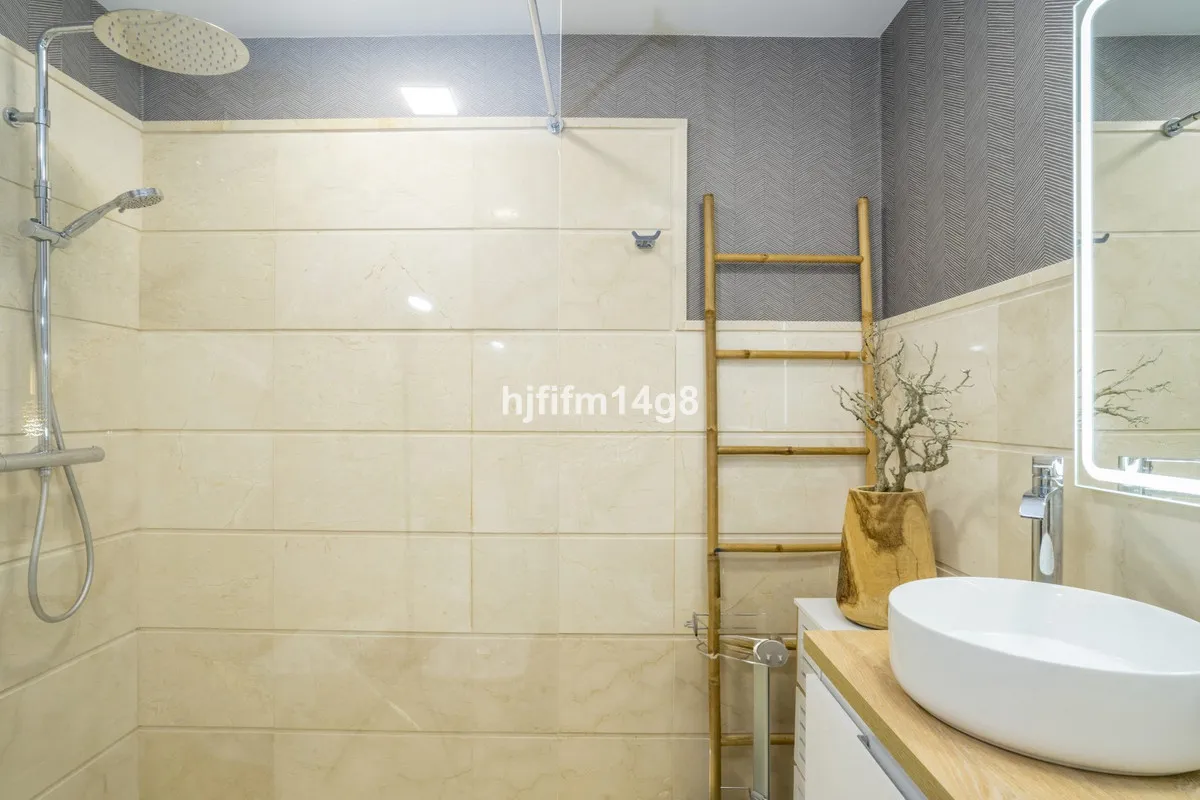 94d25b2a-f47f-4047-ae2e-4e23727bfbb5