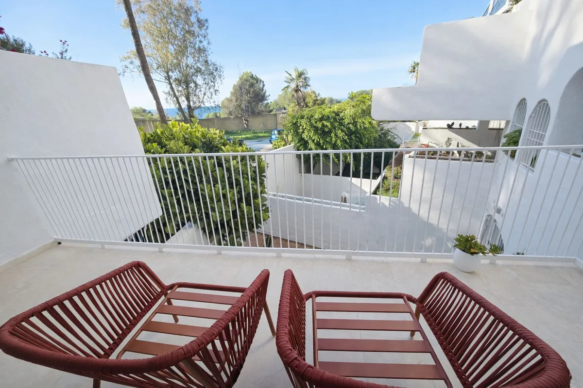 4cc541d1-50ea-4a01-b70b-bac4d2dd2c56