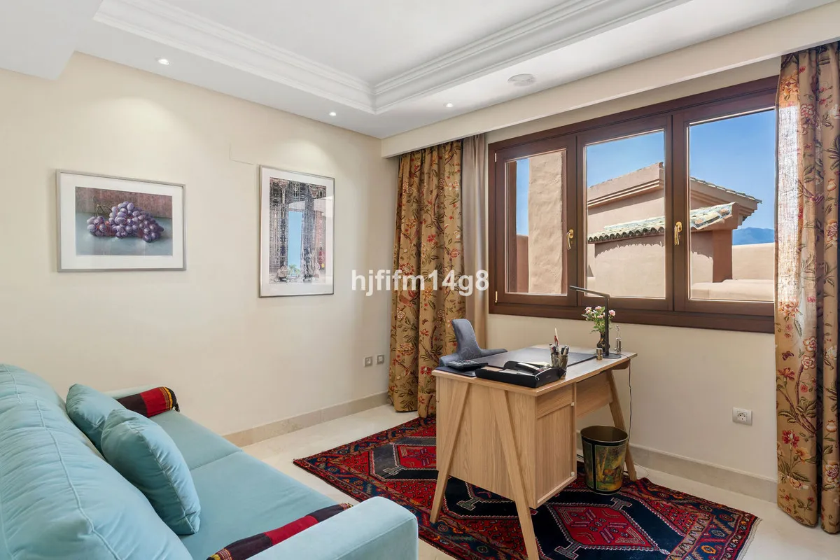 c43c685e-9d5e-4d39-9d0d-c47fddb7f84f