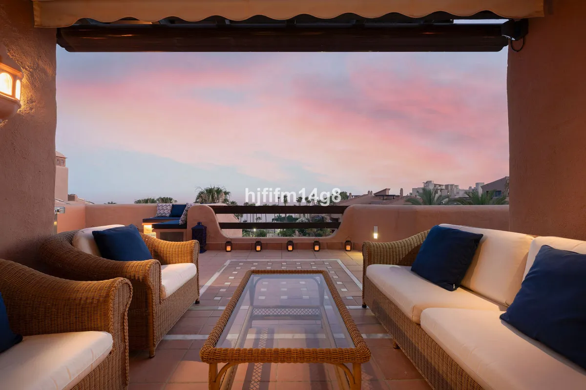 ee3403f9-aac8-419c-8a52-9253920ccb2b