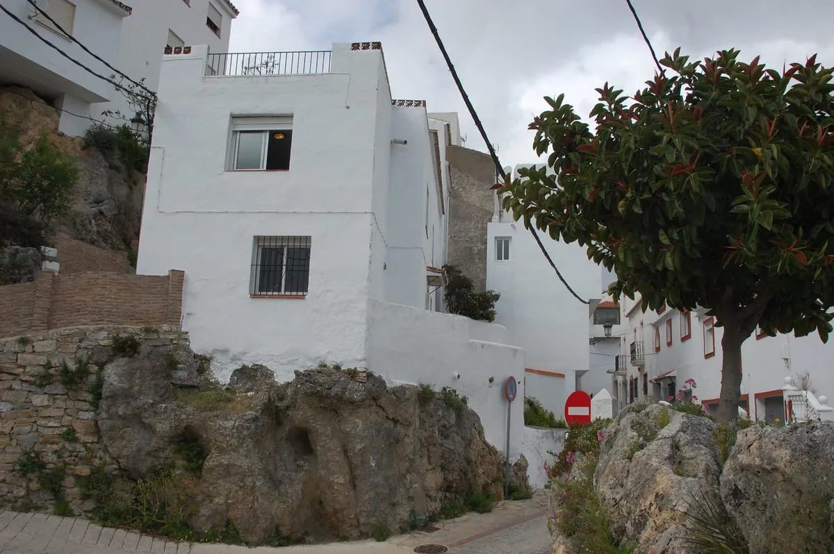 41e86cc7-296b-4f78-a065-142c39570659