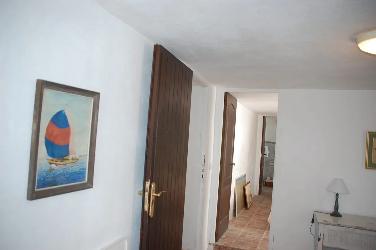 e259b41b-e698-4826-aae5-8a18b9c0b827