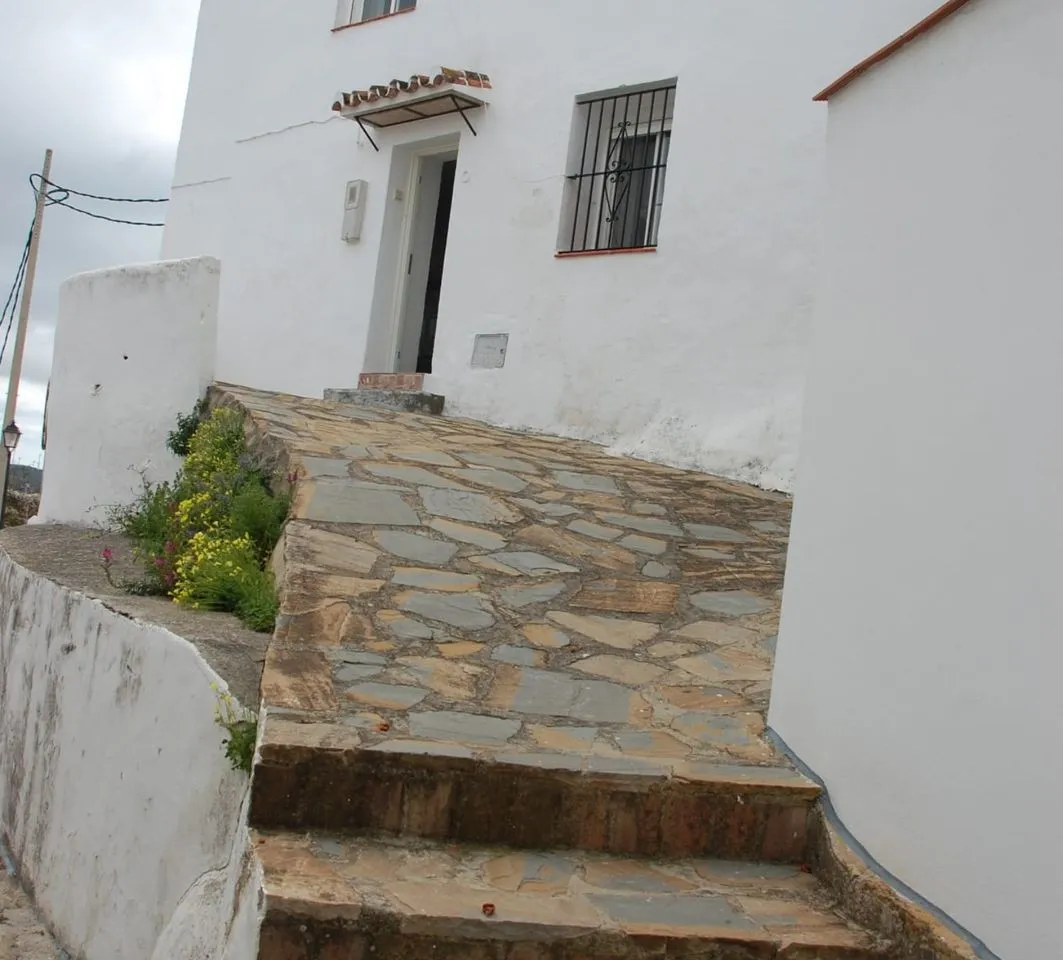 f5419a95-fc2d-4ec2-a6cf-cc458929a518