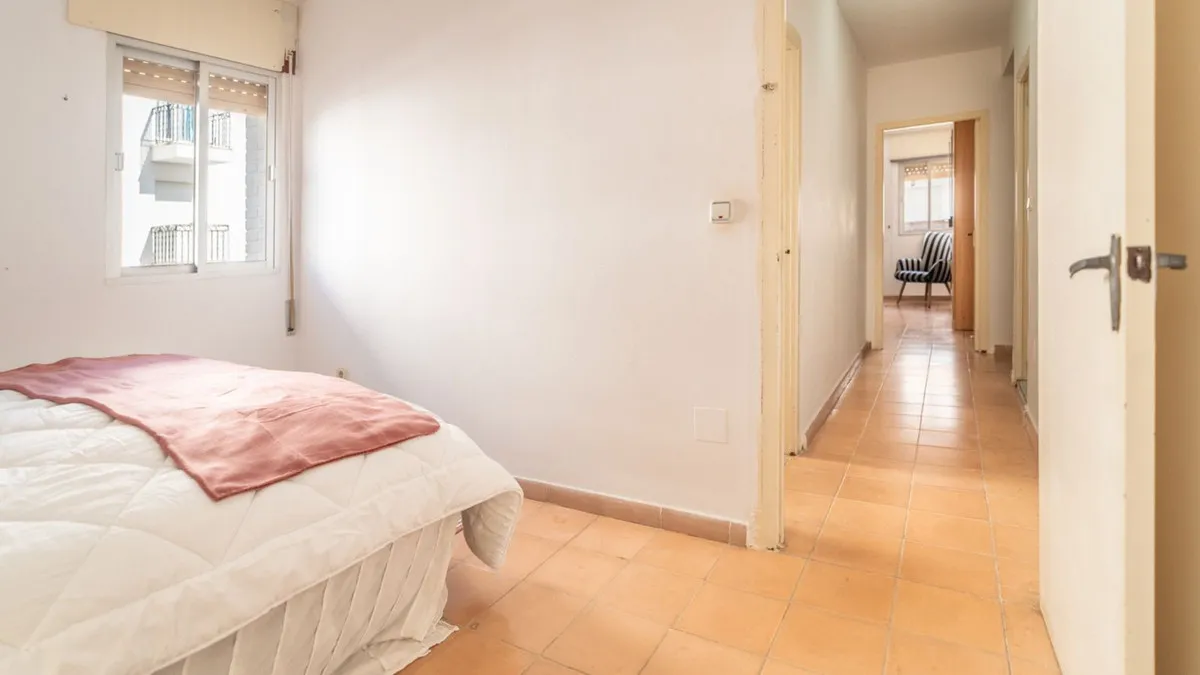 9f61e2bb-1e54-4df6-a16d-9c3b9f4288ef