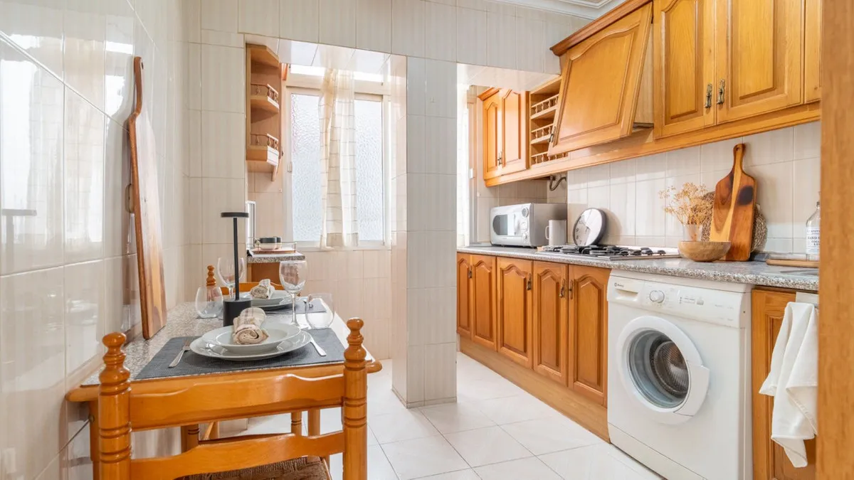 aa979568-e057-4c81-a928-85bc9966a383