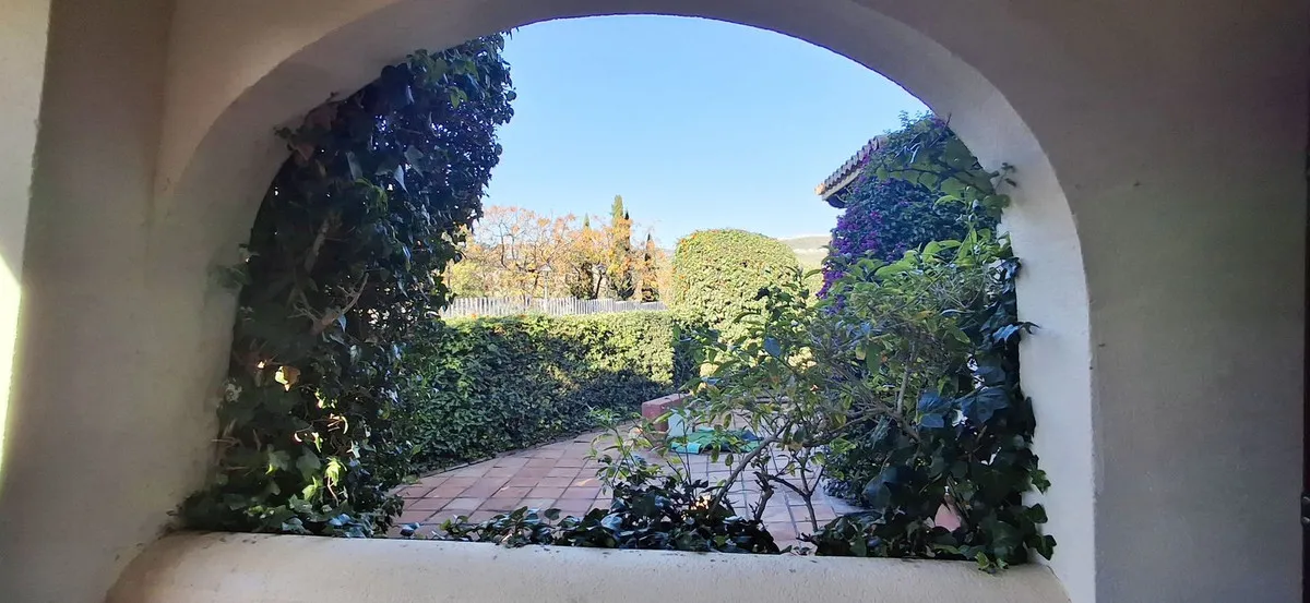 4a0ae907-a3ff-4eda-b096-93d88ea06e83