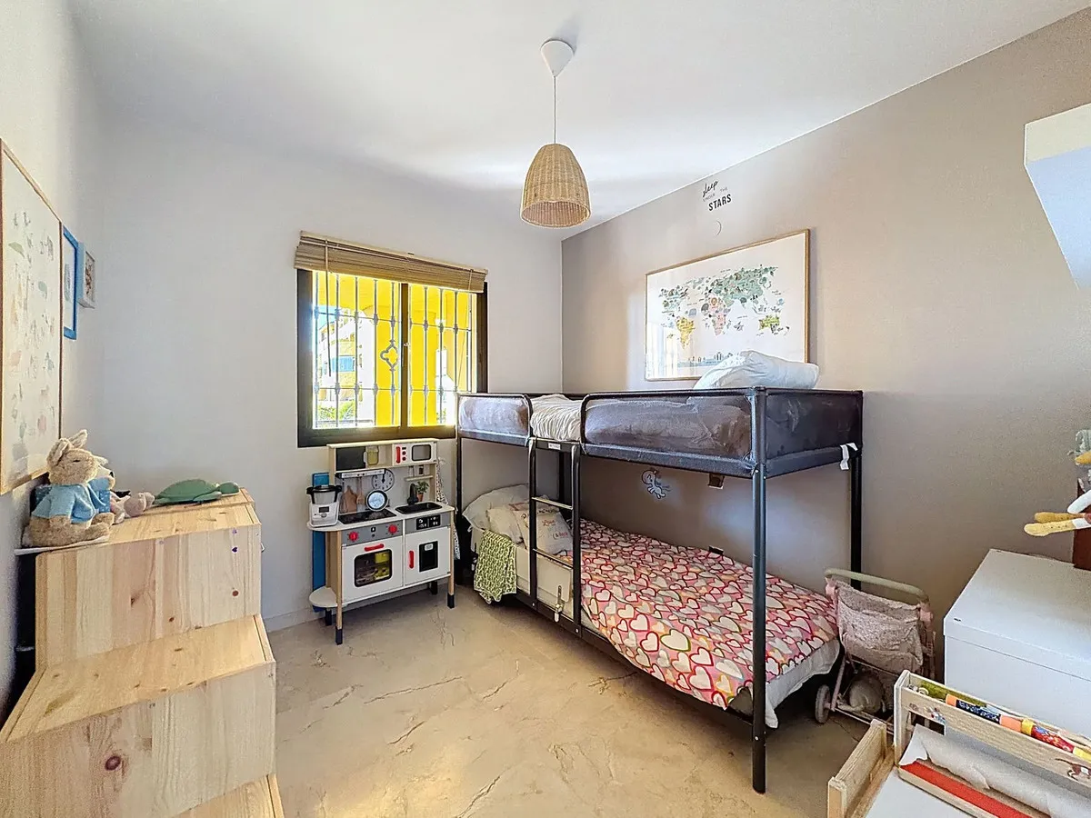 2b0ee416-227b-4b6d-8993-d723d3341c90