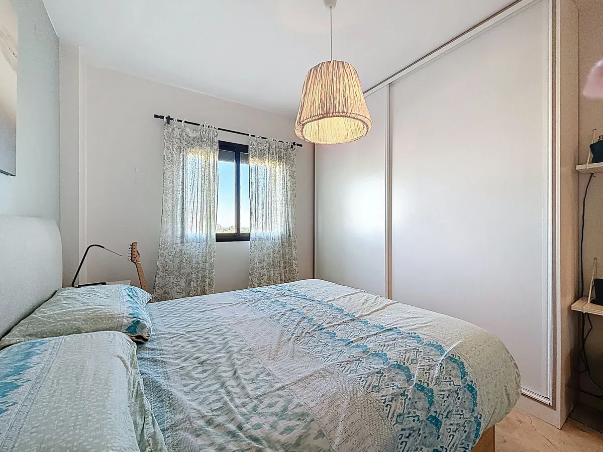 b7d87edf-46b1-4a46-9bdf-f1c049a72ca1