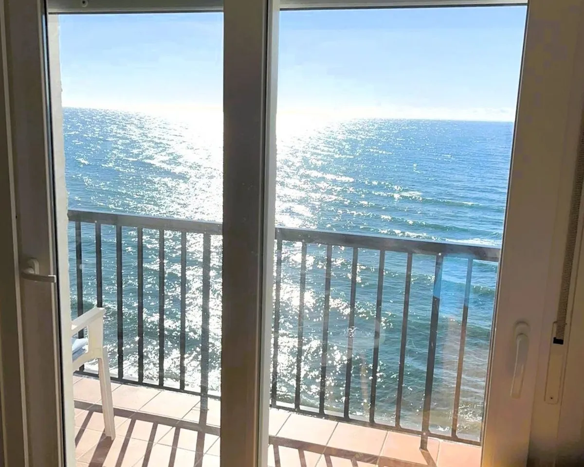 debb6e7e-da19-4a8b-b480-f9316f4c987e