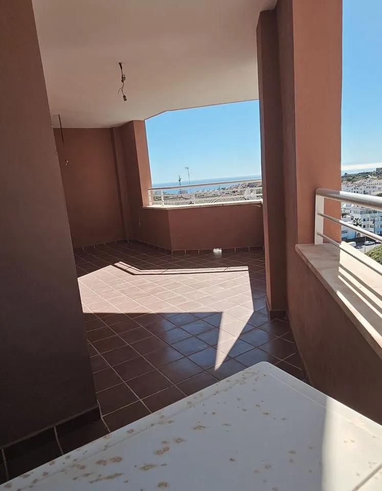 d4073380-896d-4977-8fe0-e51f7eef7270