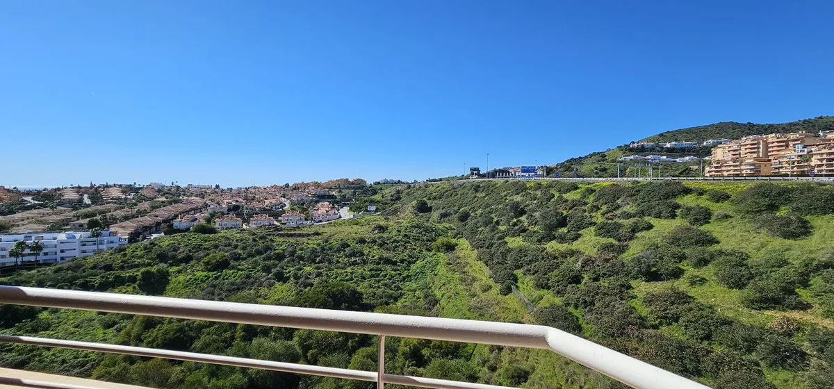 e698da4c-be7f-4102-b610-c1f1a2cacde7