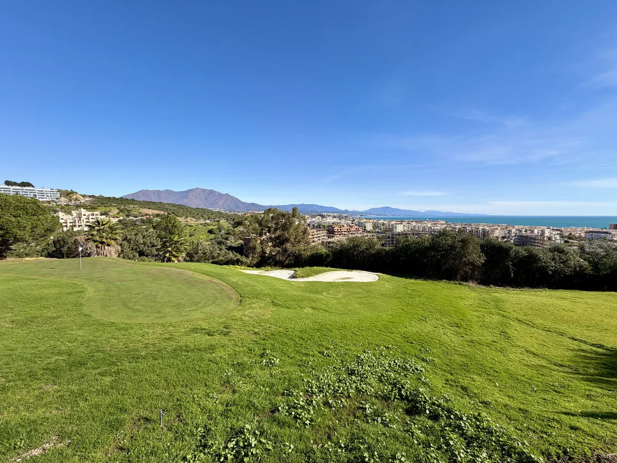 d39ef988-b099-4e8a-b2f7-fc155f7d1919