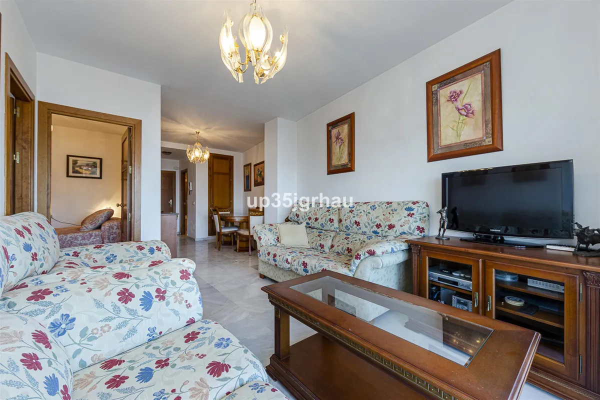 40e404a2-ee4b-40e2-bdee-977bf47a47c3