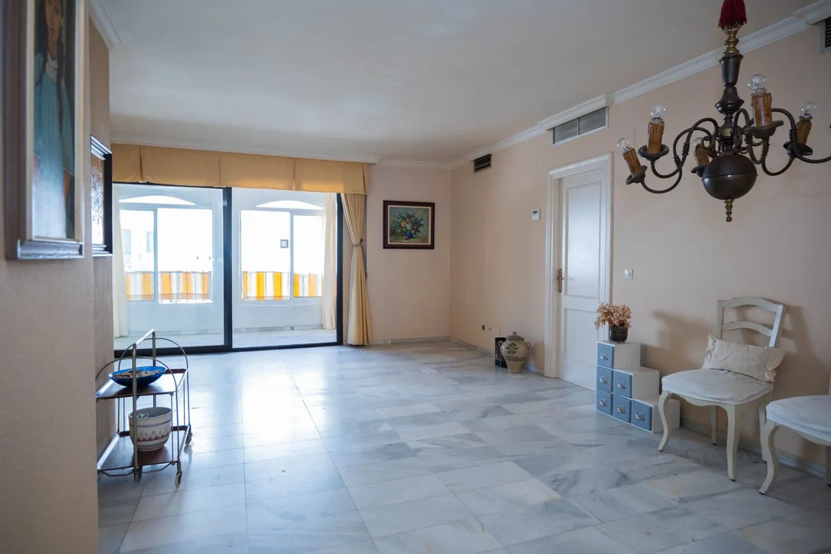 740f90d9-0819-4c5c-bd42-0c9cb58765b1