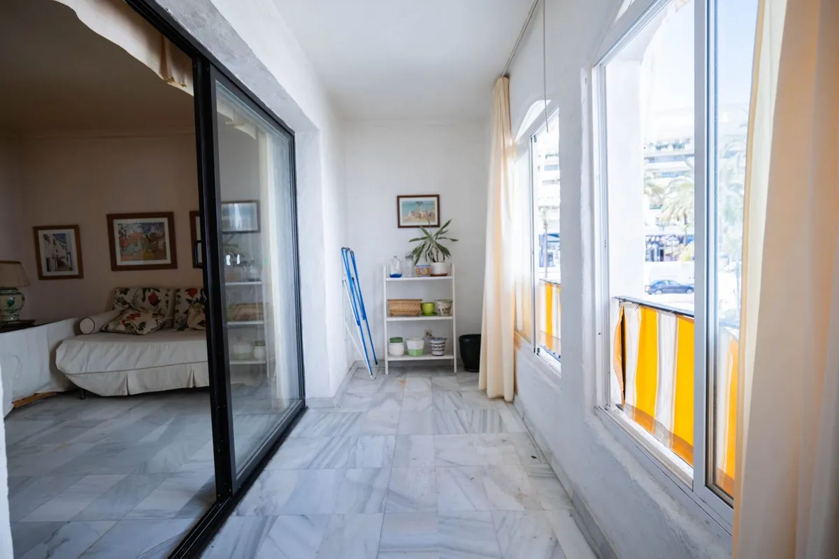 b2a17472-42f5-4259-90e1-b8a3f7b0039f