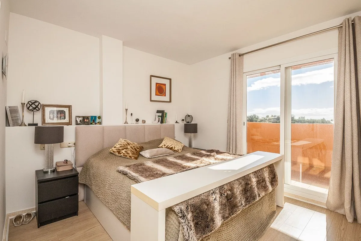 f67769a2-d426-4baa-baea-64905f74761c