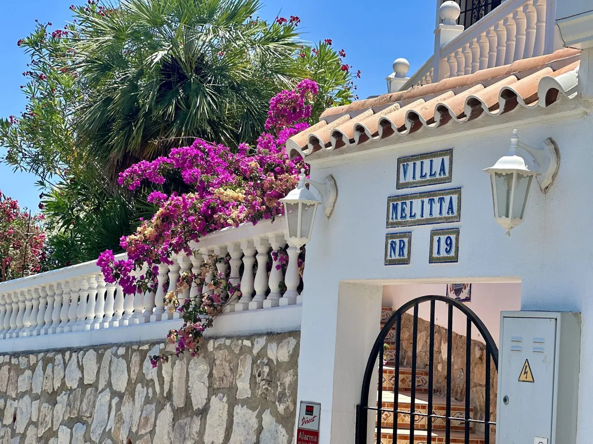 17bb7f41-8104-4981-bba1-3430b23d9c84