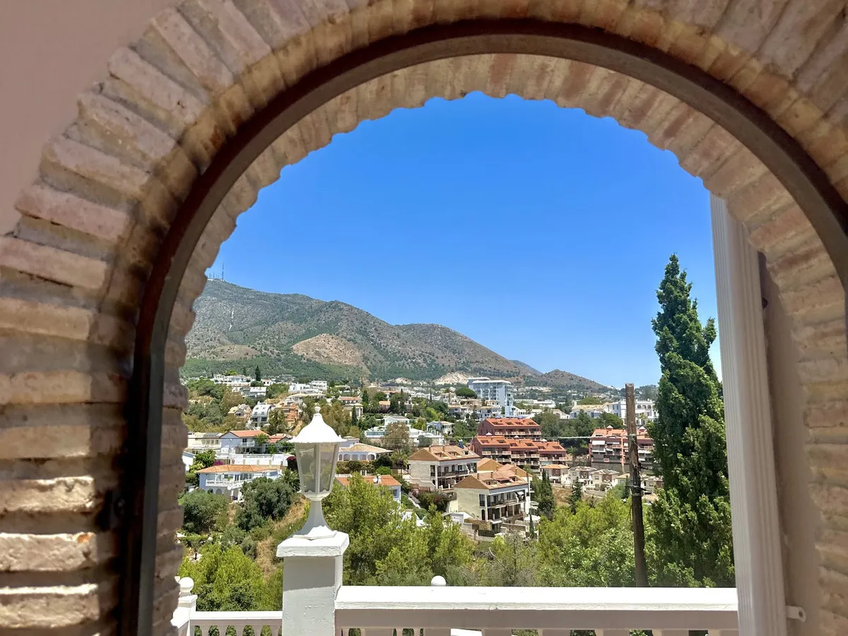 25d7af68-f81e-4447-9535-d3a65e0eb50e