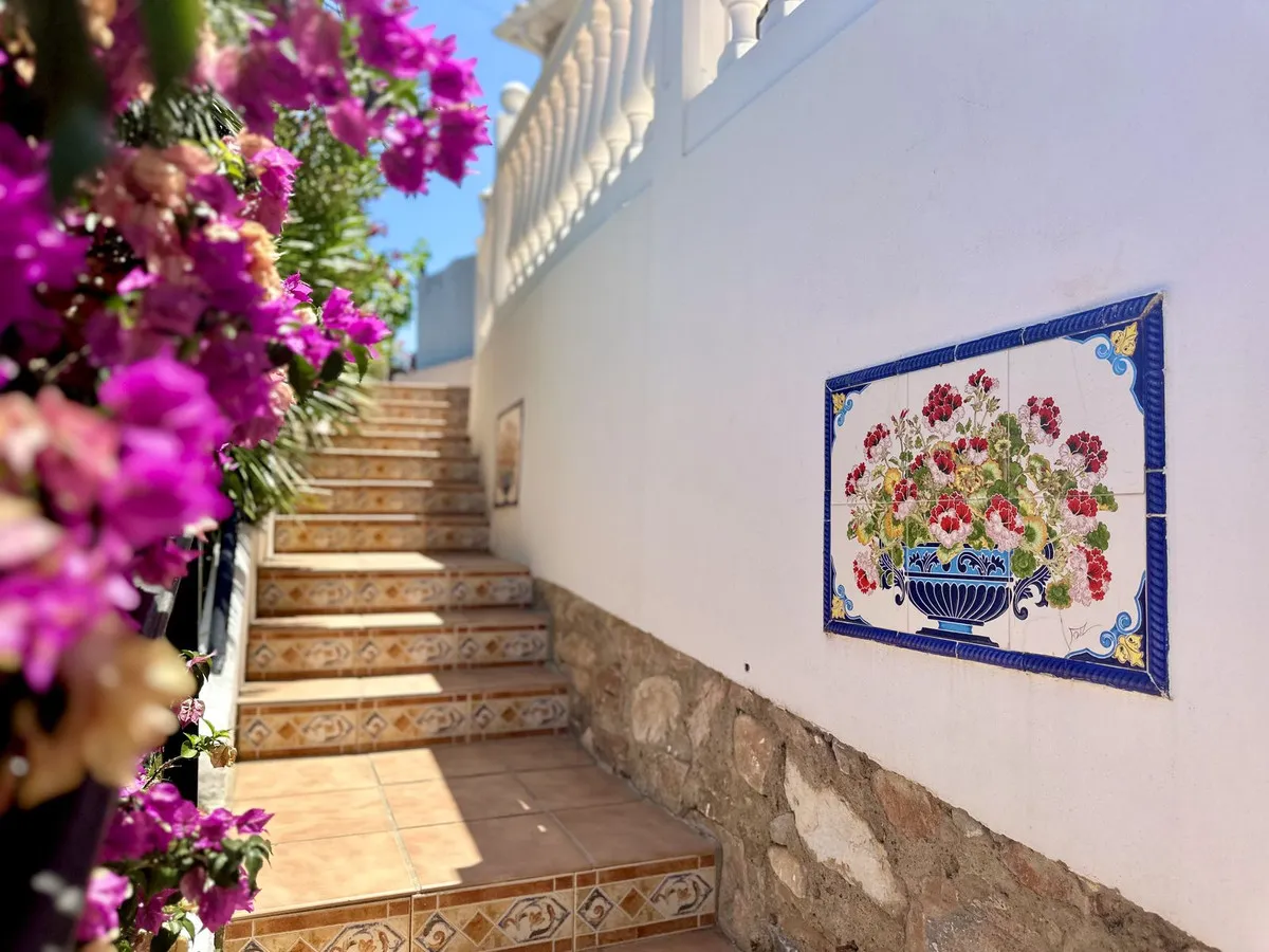 96c3240b-eef1-4a5c-8d3a-219cebe3f5c4