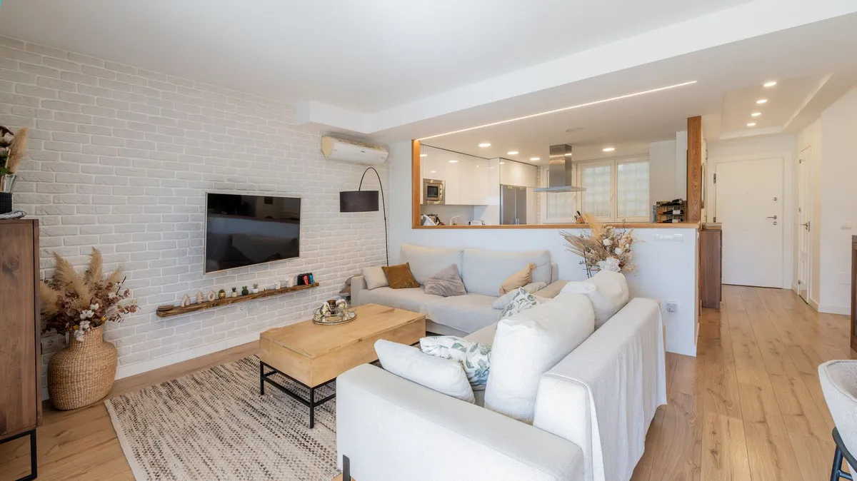 2f3f9f28-2e45-404c-94ec-8a5a4d9d0609