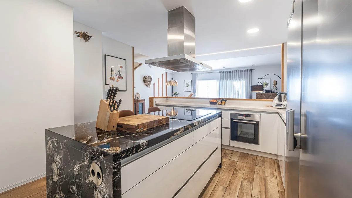 75bd8bfb-d6d6-495b-9c7b-1cef484806a9