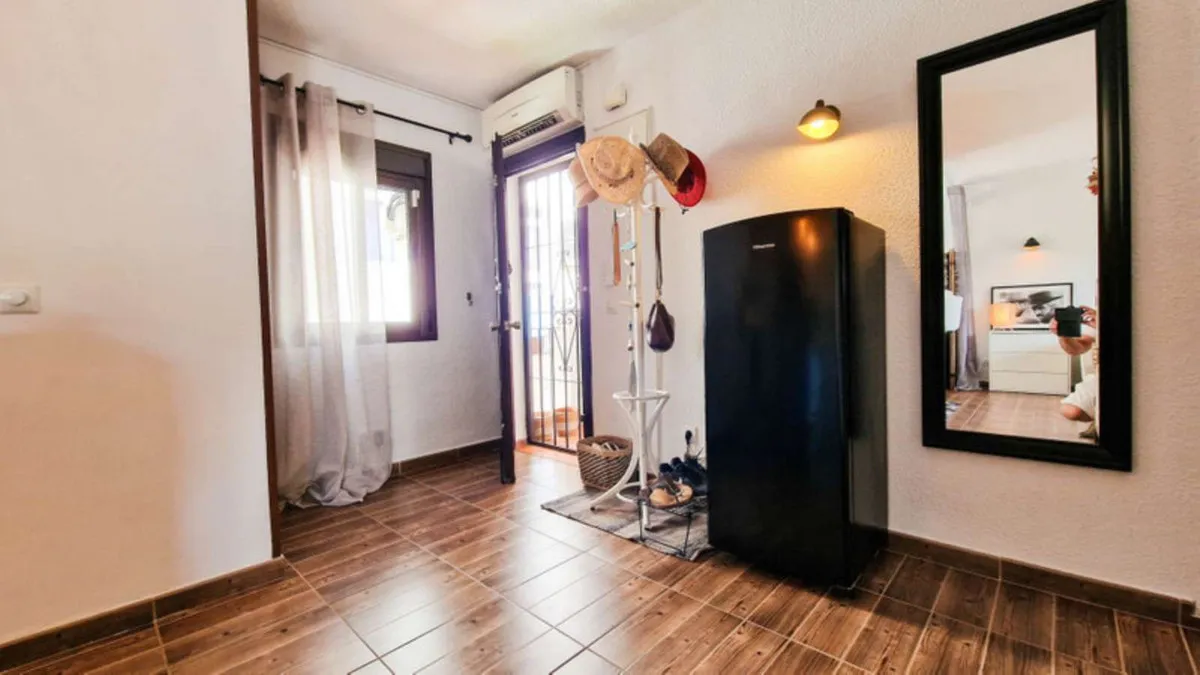 3a27ffff-22bd-4a39-9baf-130c61bc1f68