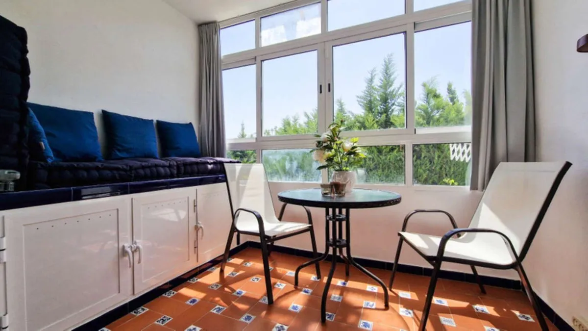 aff36159-4fe1-44b6-aaad-9494ce9067a9