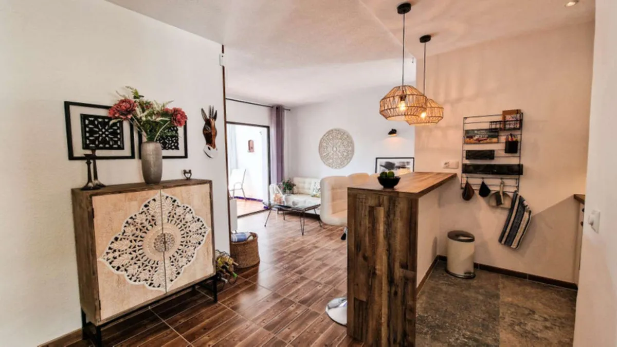 fdb4e124-7c79-4e89-bf38-88347a8de6bd