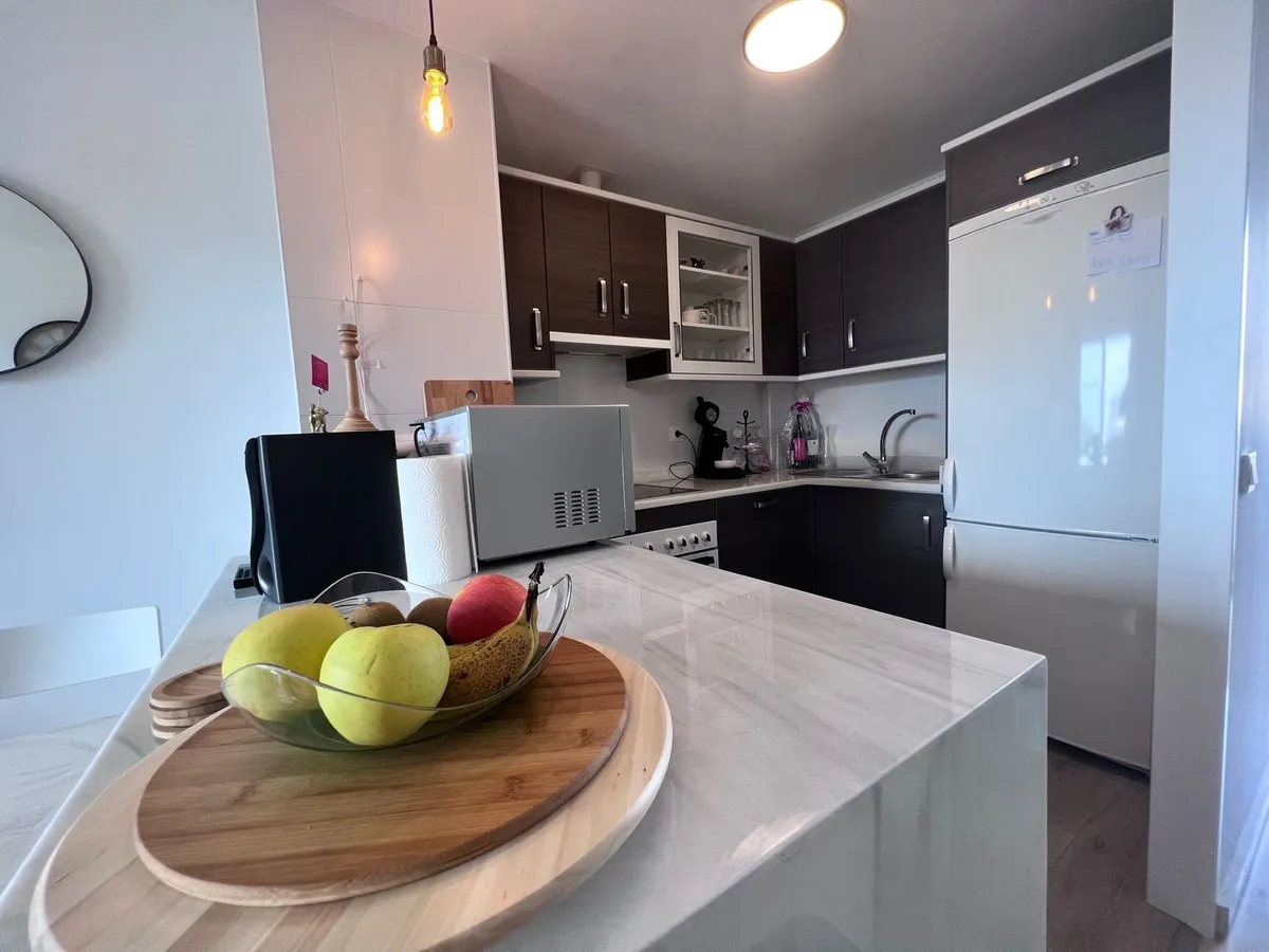 b0250496-85f1-4889-b355-e4a71b890145