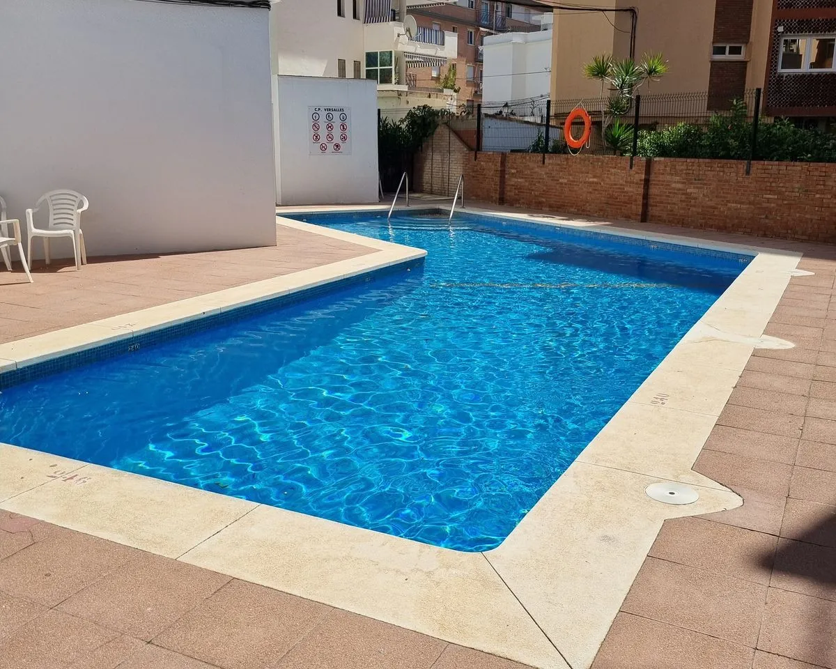 c7f07715-44ed-4444-89d0-dc0668a6633b