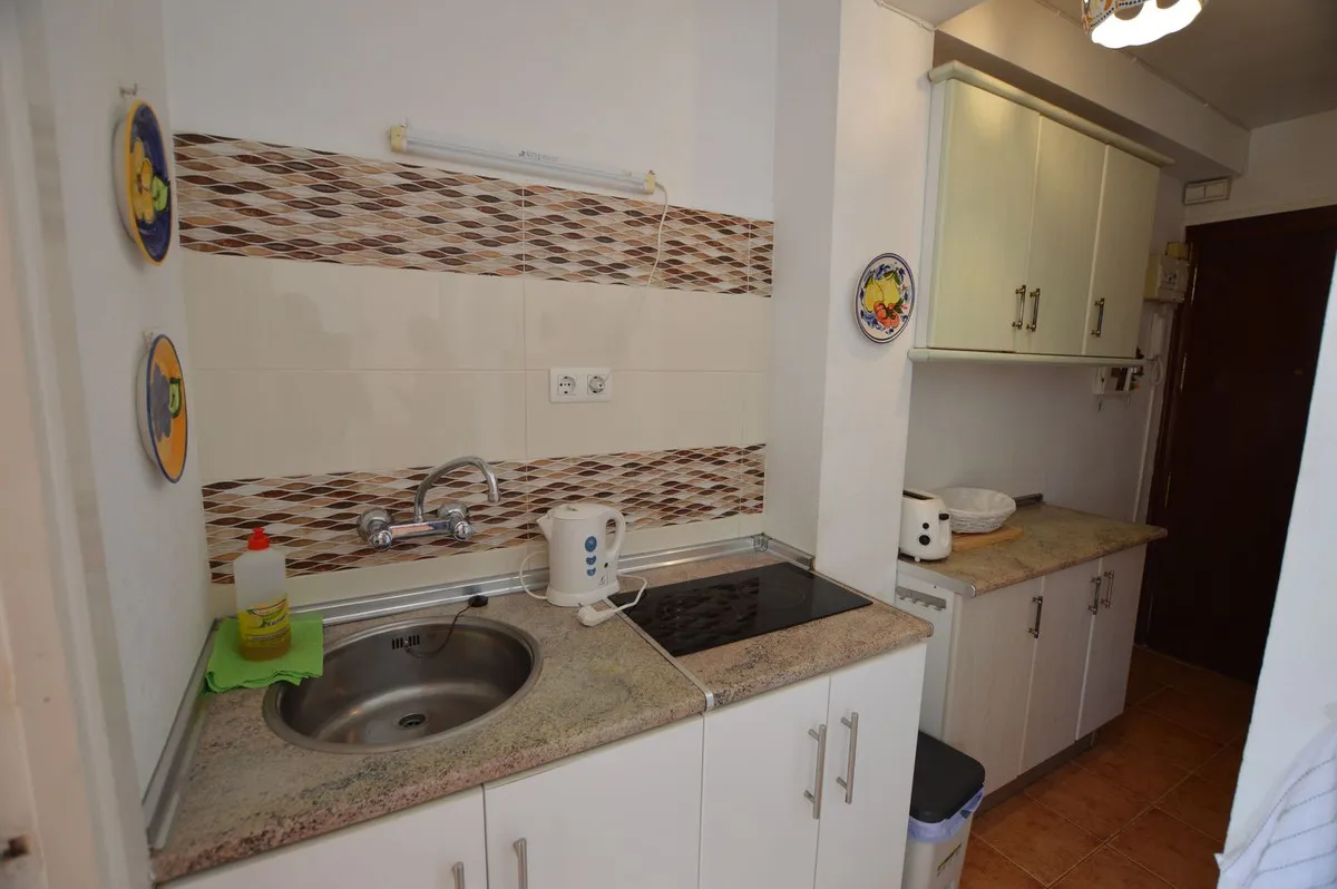 e27b6bab-37e0-4312-b89d-5b576939363a