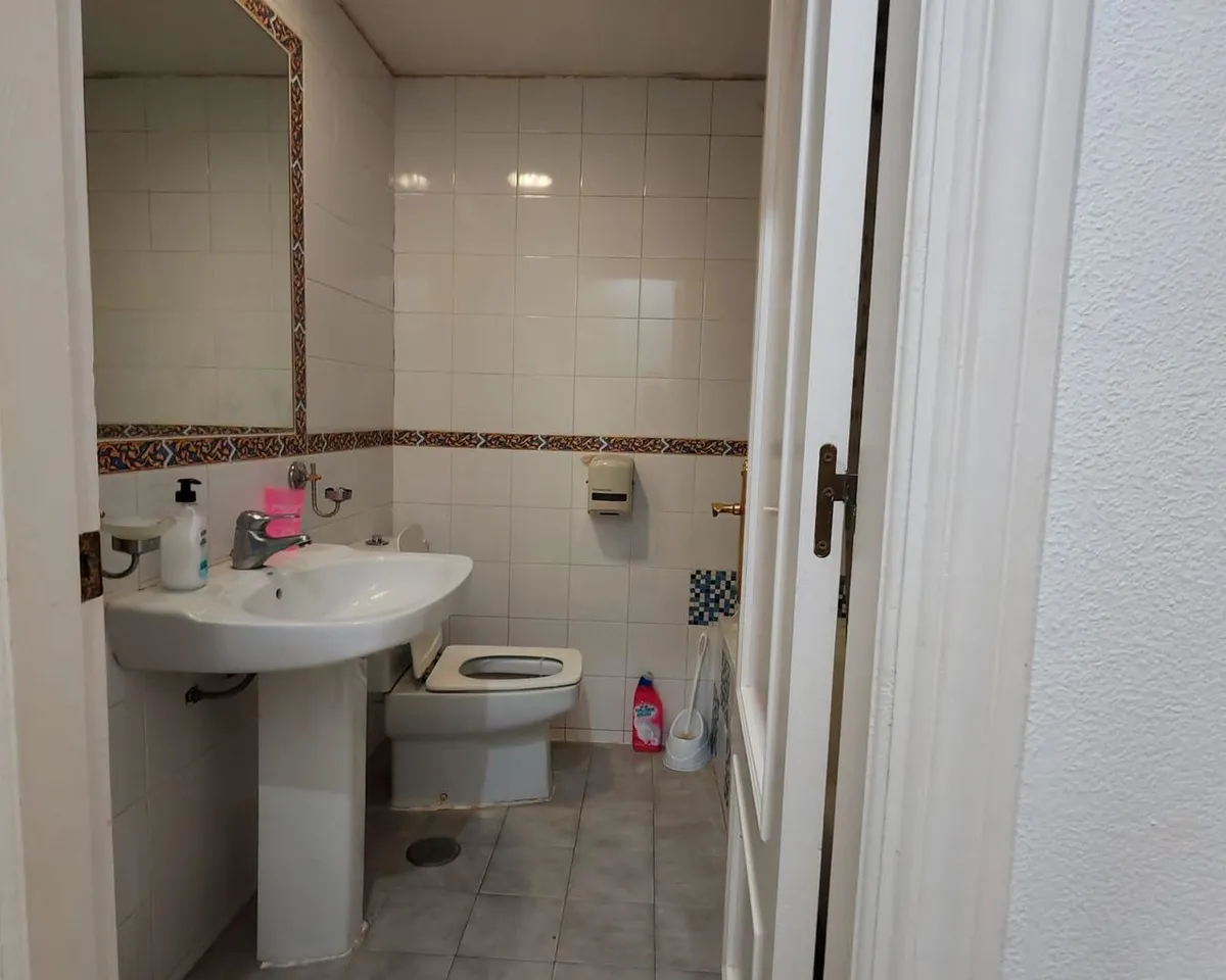 8b68b278-fe89-40dc-bab5-34f6e4d19915