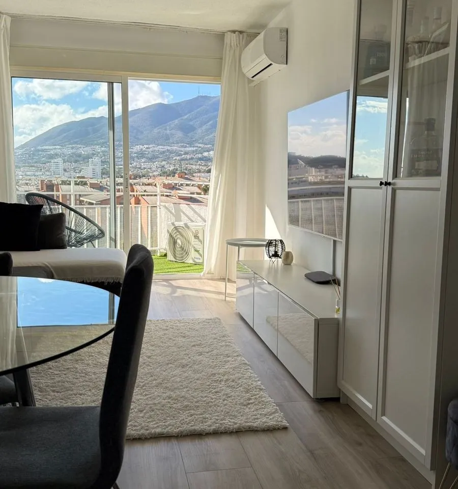 b518b320-5353-4f68-a0e1-81e57222c545