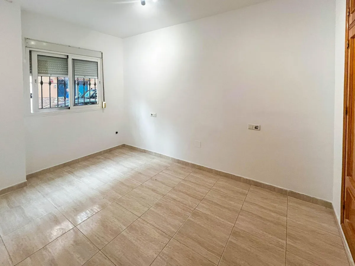 71ec5c27-2600-4417-a06b-00f2ac9a00b6