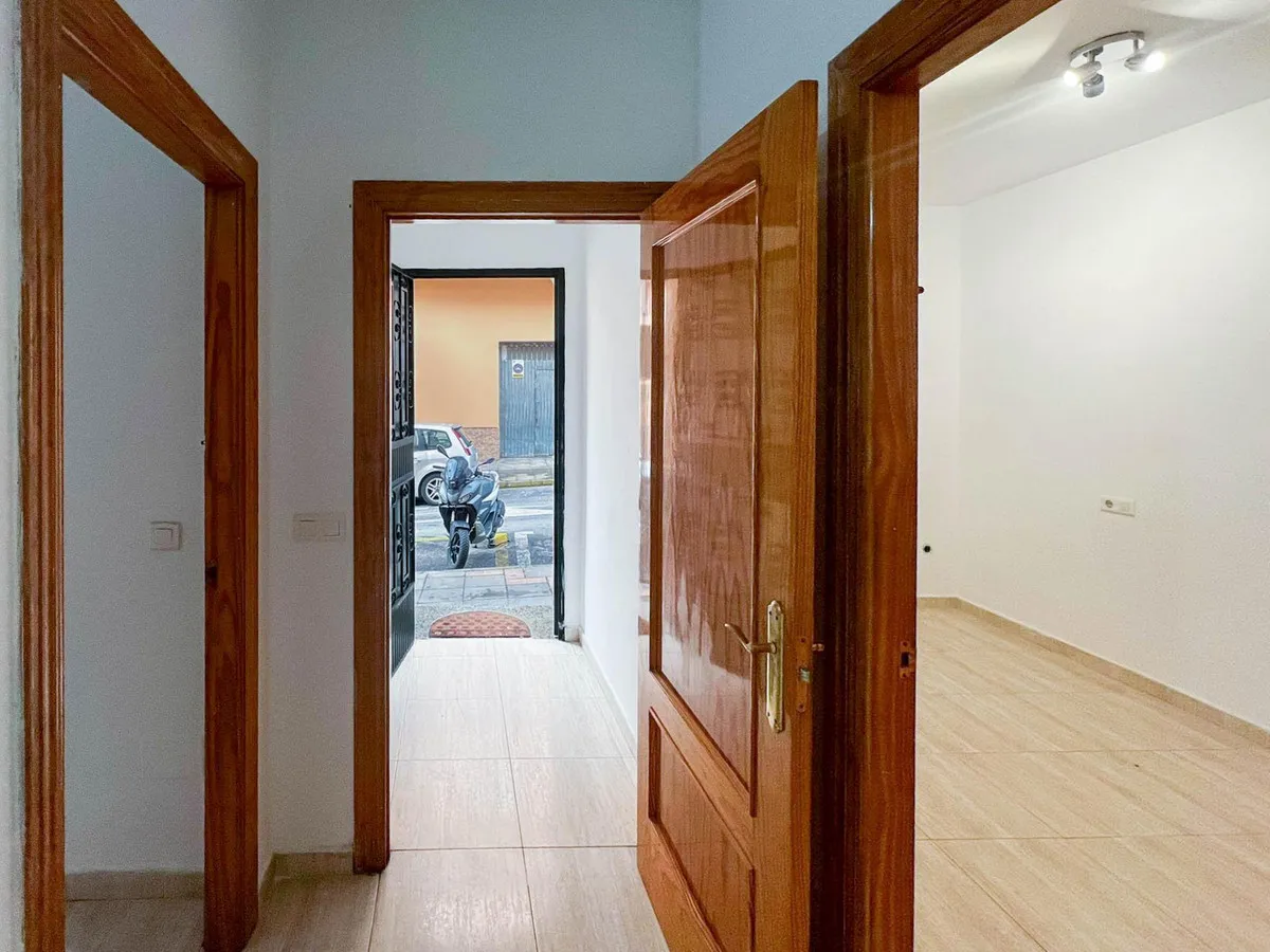 8db332ea-f5f0-4cad-8e19-07cf57f77af9