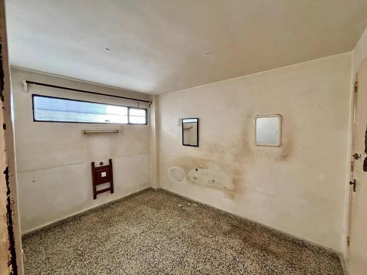 3805348e-68b3-40cf-9485-f3b1ea2dd9d4