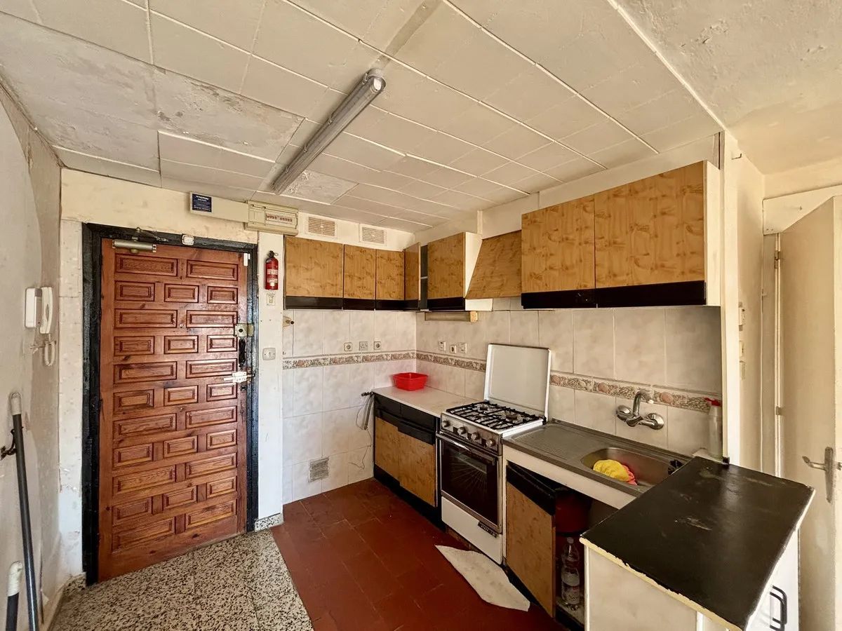 7b15f0f7-180b-47bb-b5e0-c68d22f41f36