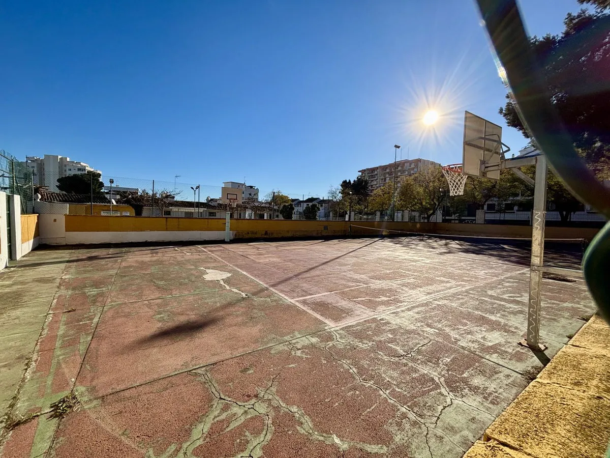 7e3e8ad1-1742-4474-8436-44945abd9d1f