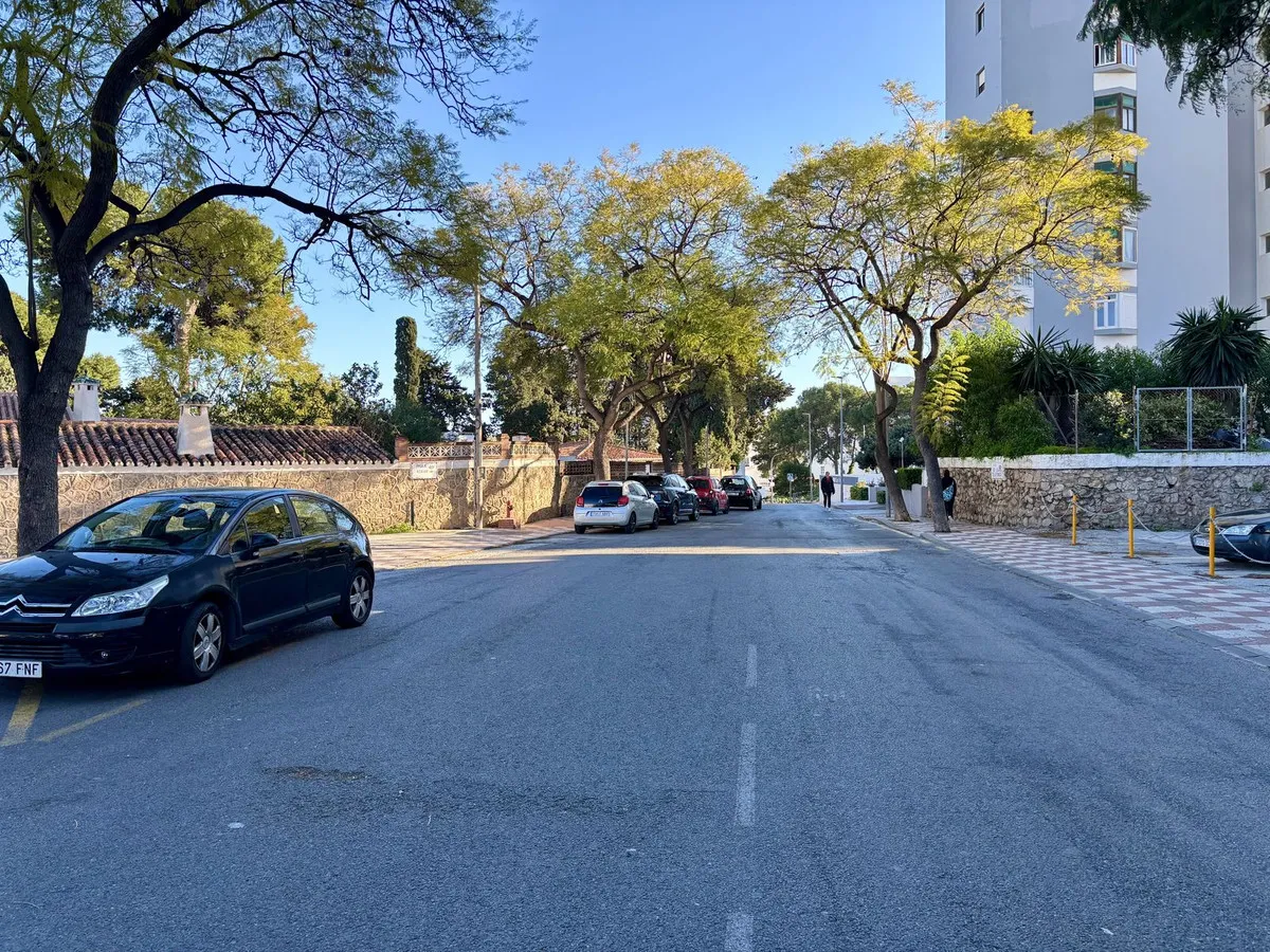 bb13727a-cb8f-4d83-8d24-7a1e4596b516